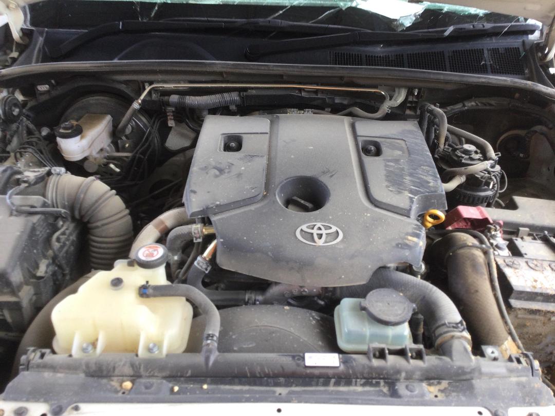 Photo '15' of Toyota Hilux SR TD DC/CC Photo '15' of Toyota Hilux SR TD DC/CC