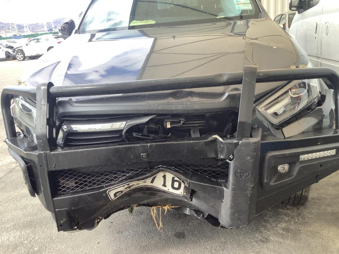 Photo '6' of Toyota Hilux SR5 Cruiser TD DC