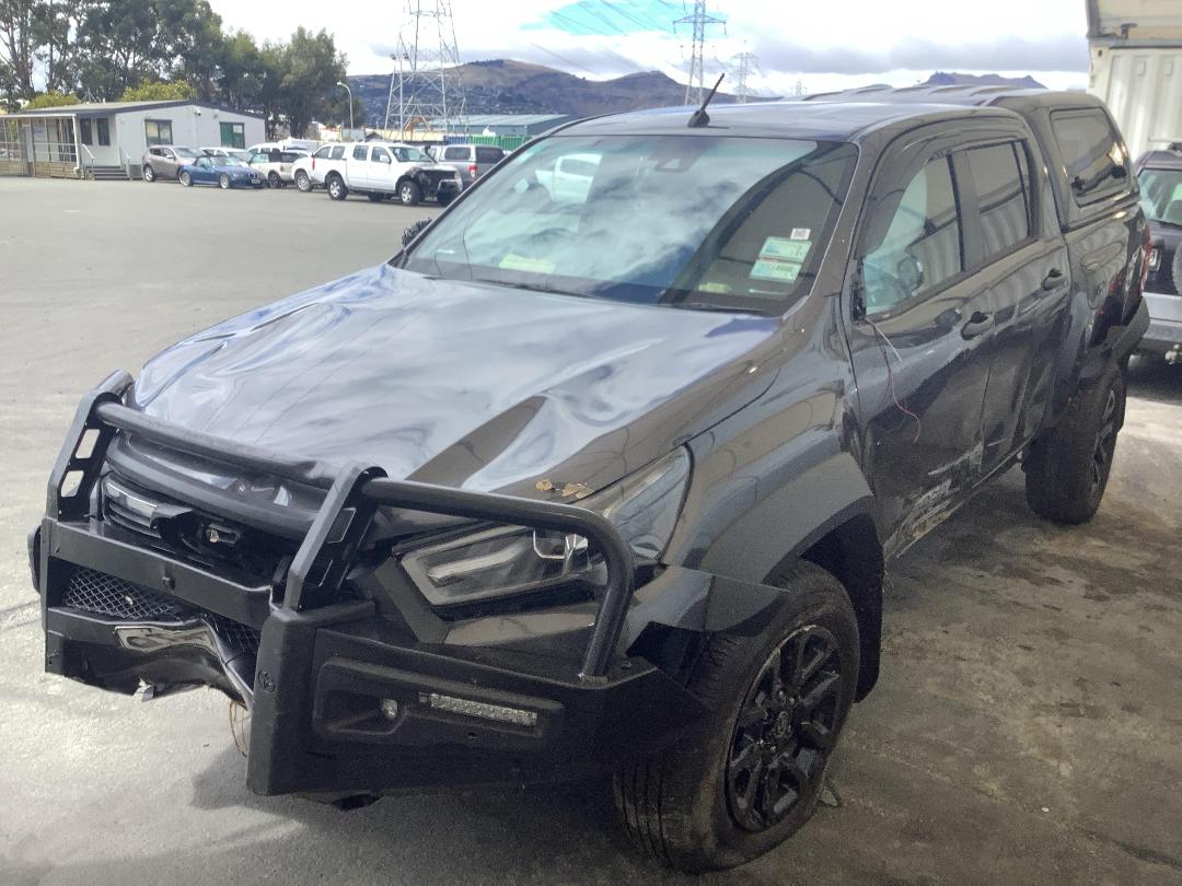 Photo '8' of Toyota Hilux SR5 Cruiser TD DC