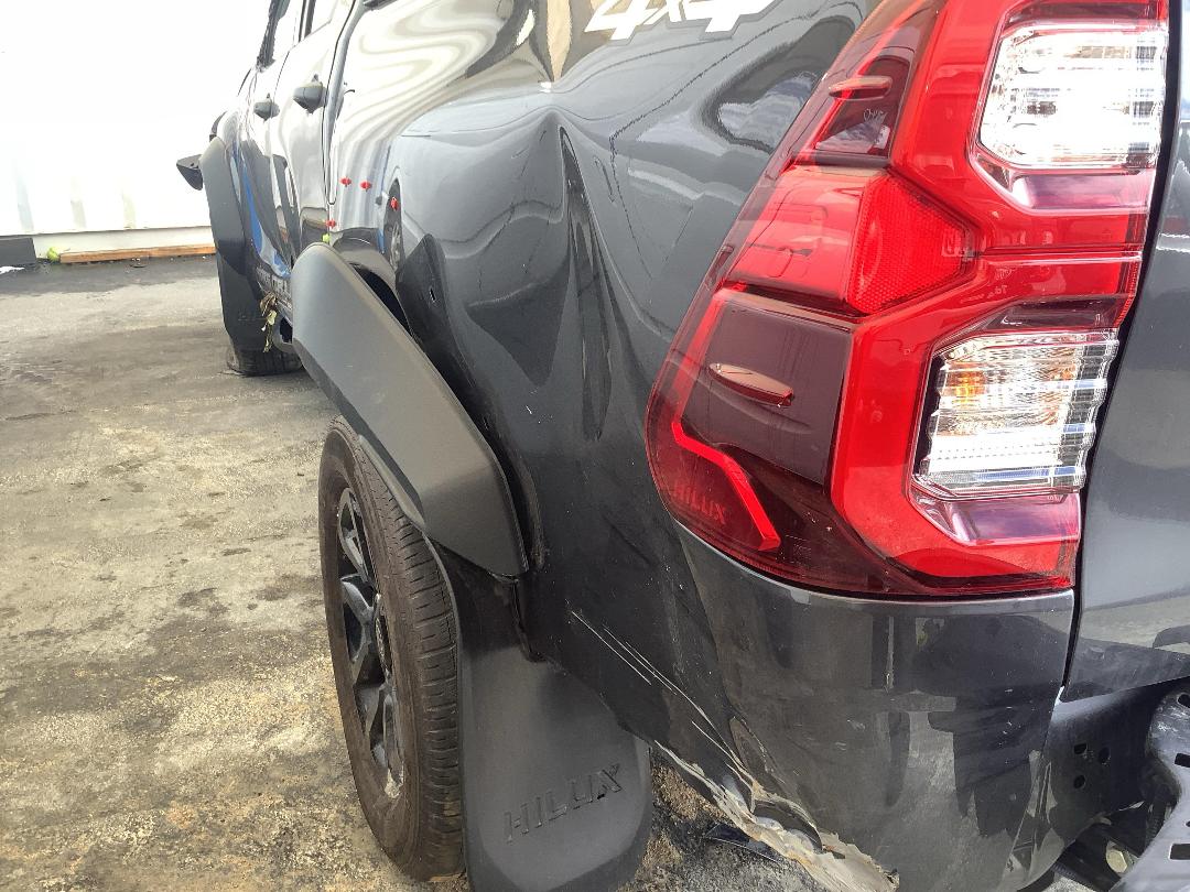 Photo '15' of Toyota Hilux SR5 Cruiser TD DC