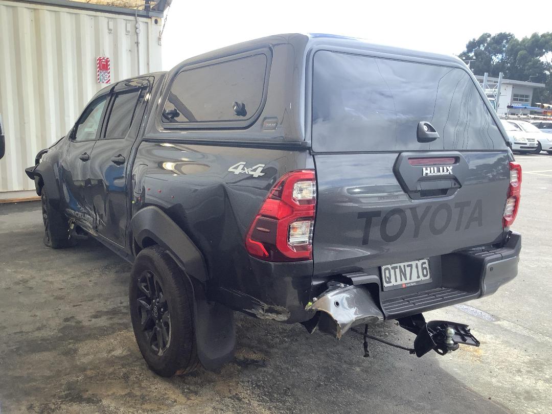 Photo '14' of Toyota Hilux SR5 Cruiser TD DC