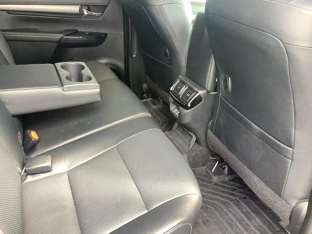 Photo '18' of Toyota Hilux SR5 Cruiser TD DC