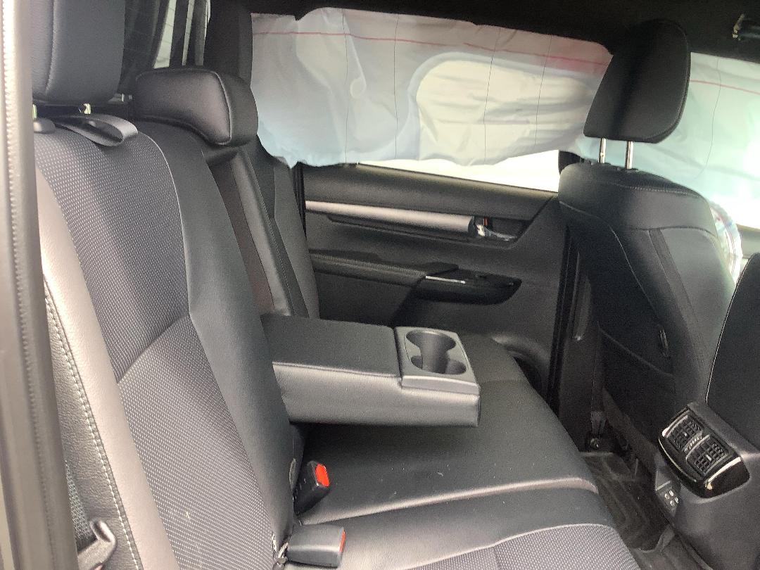 Photo '19' of Toyota Hilux SR5 Cruiser TD DC