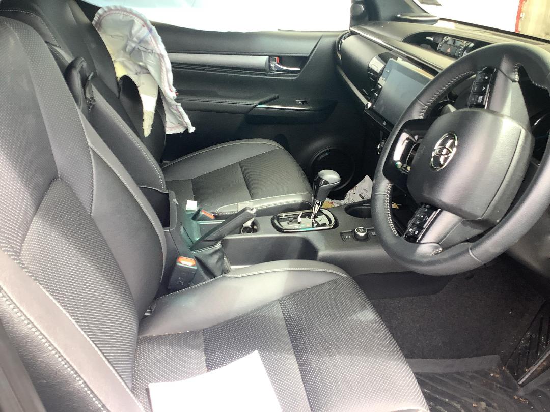 Photo '21' of Toyota Hilux SR5 Cruiser TD DC