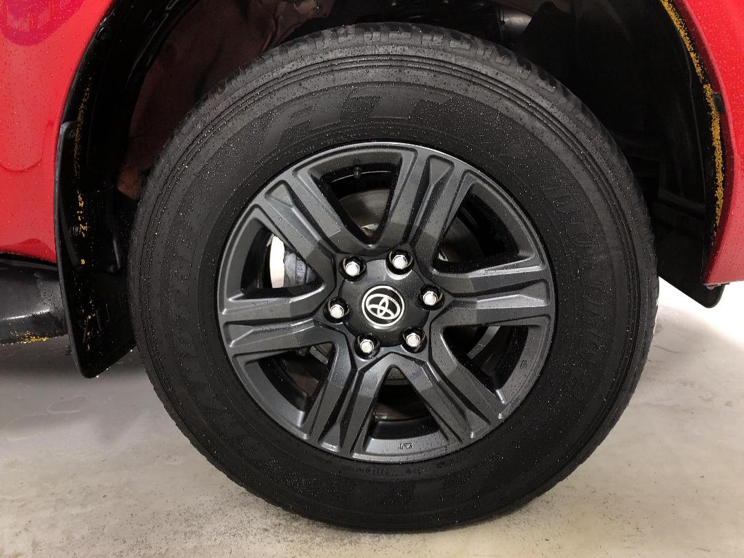 Photo '9' of Toyota Hilux