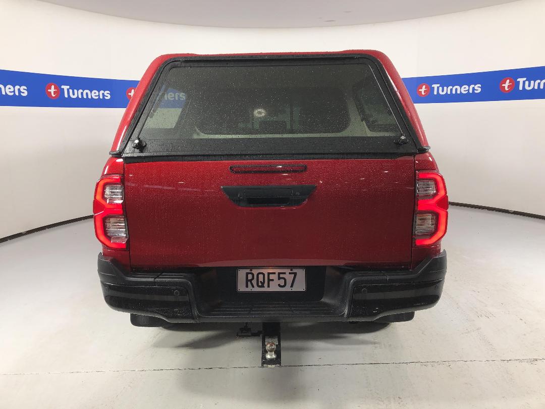 Photo '6' of Toyota Hilux