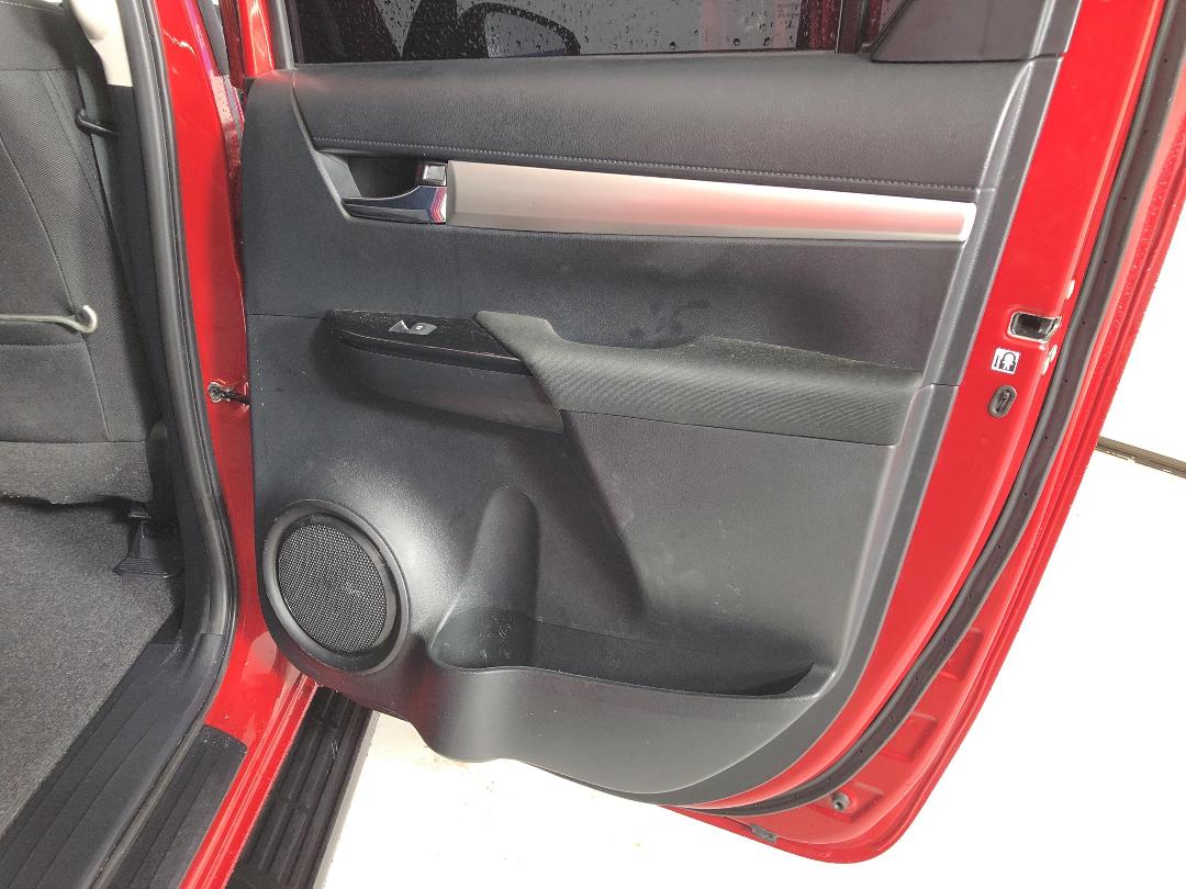 Photo '19' of Toyota Hilux