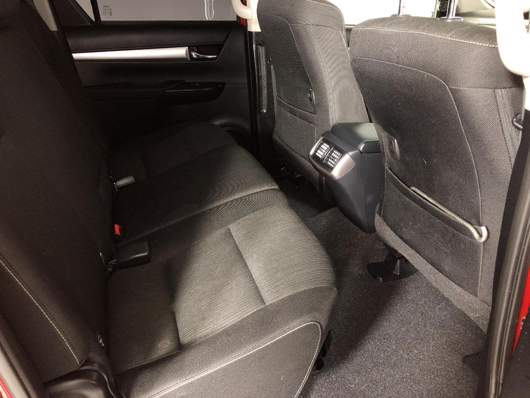 Photo '20' of Toyota Hilux