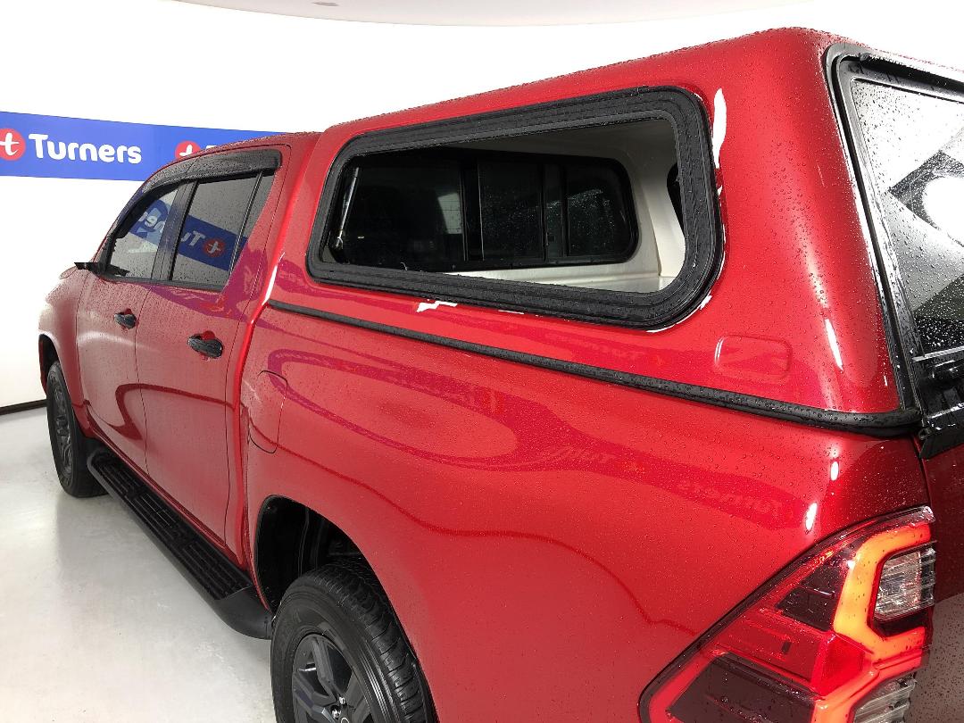 Photo '26' of Toyota Hilux