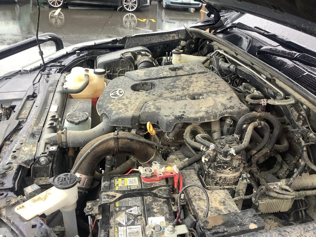 Photo '20' of Toyota Hilux SR TD DC/CC Photo '20' of Toyota Hilux SR TD DC/CC