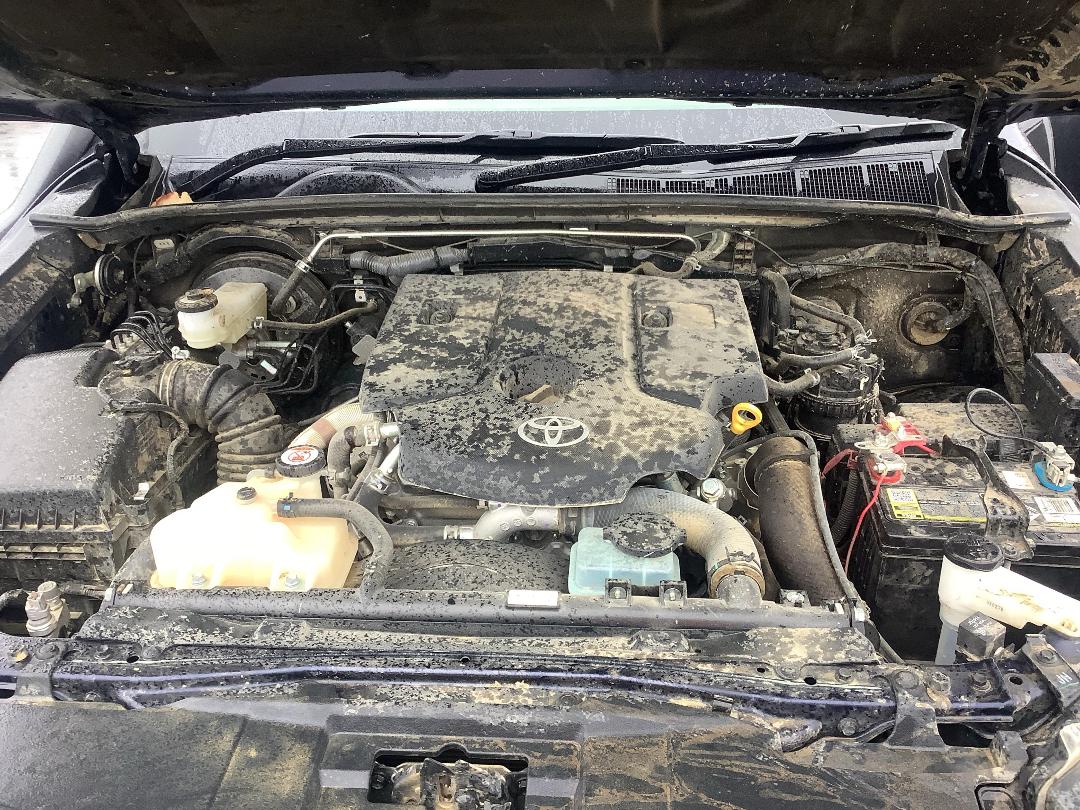 Photo '19' of Toyota Hilux SR TD DC/CC Photo '19' of Toyota Hilux SR TD DC/CC