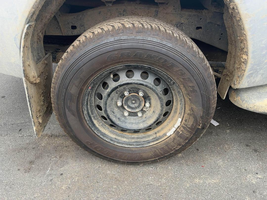 Photo '7' of Toyota Hilux SR TD DC