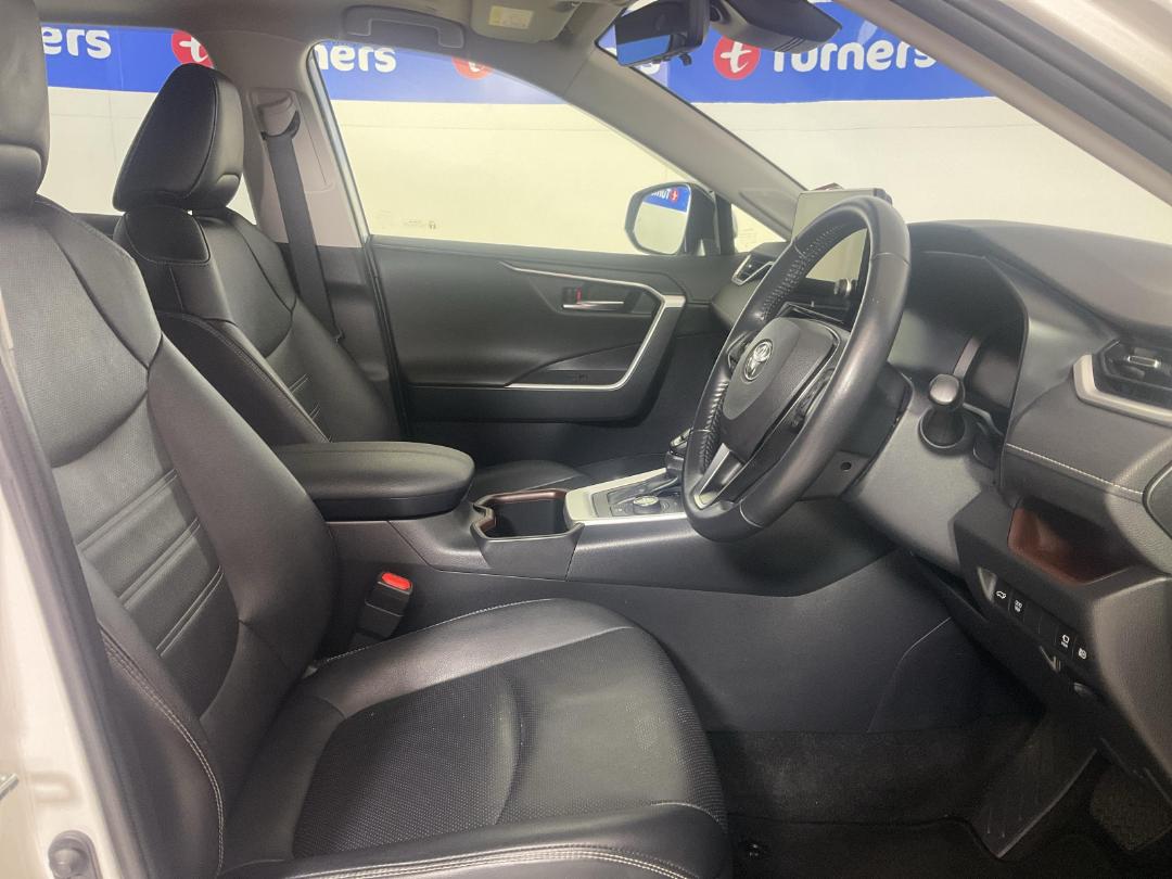Used Toyota Rav4 Limited 2024 | Otahuhu | at Turners Cars | 26883796 ...