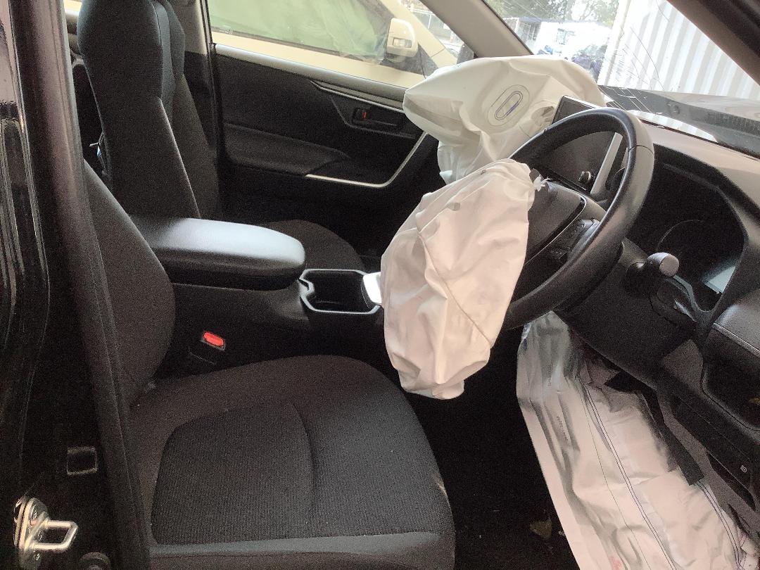 Photo '13' of Toyota Rav4 GX