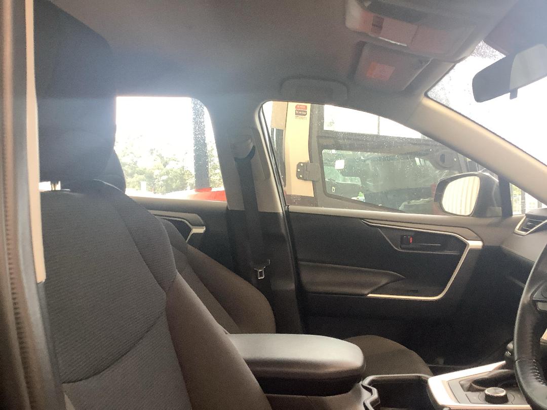 Photo '11' of Toyota Rav4 GX