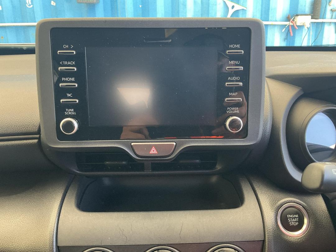 Photo '11' of Toyota Yaris Cross