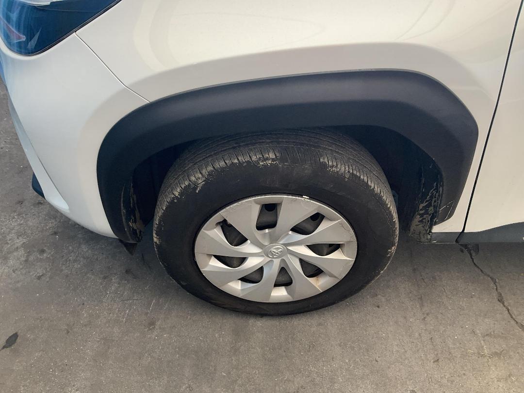 Photo '20' of Toyota Yaris Cross