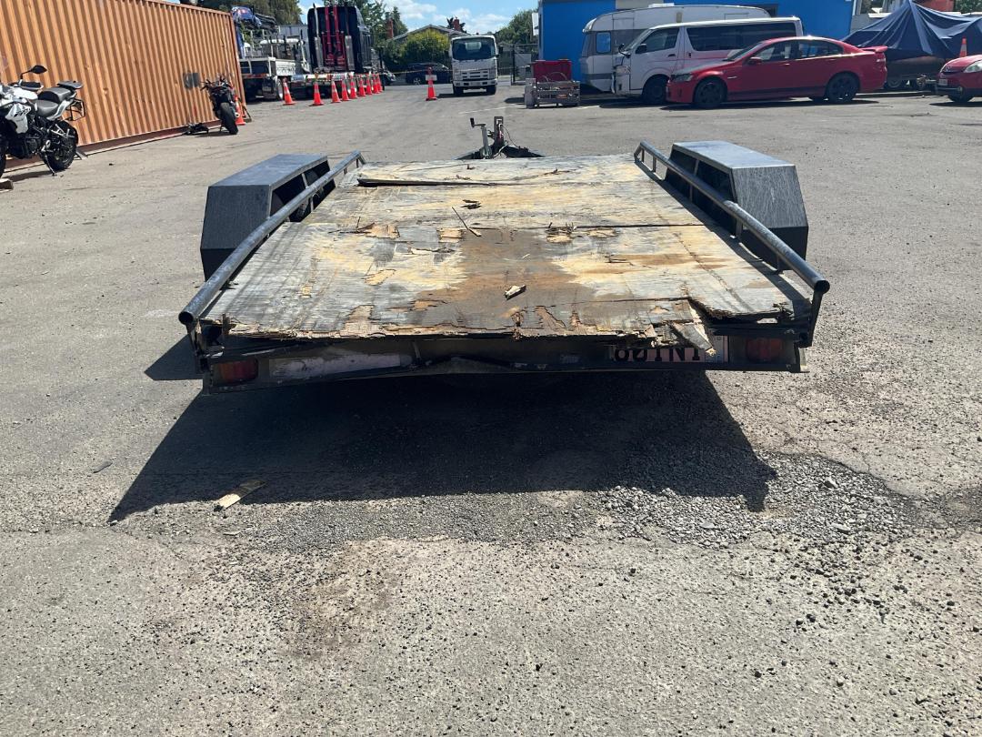 Photo '5' of Trailer Domestic Flat Deck - Tandem Photo '5' of Trailer Domestic Flat Deck - Tandem