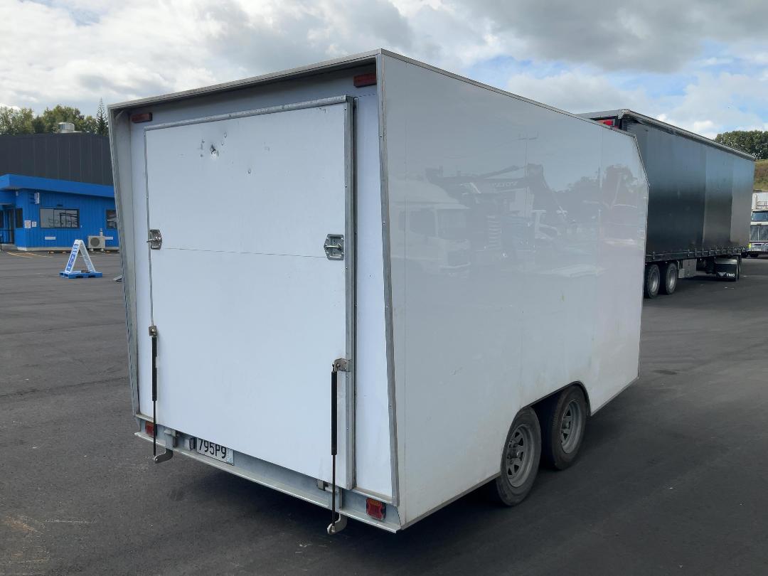 Photo '4' of TRAILER FINELINE BOX BODY Box Body - Tandem Photo '4' of TRAILER FINELINE BOX BODY Box Body - Tandem