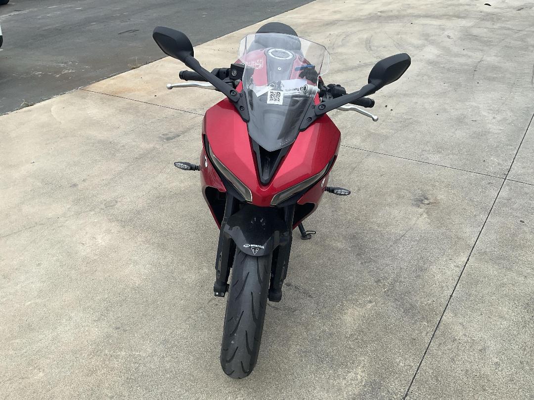 Photo '9' of Triumph DAYTONA 660 LAMS LJ2