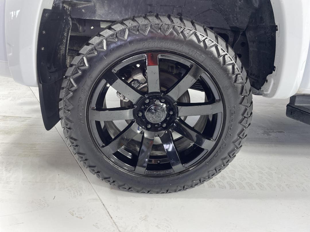 Photo '12' of Volkswagen Amarok