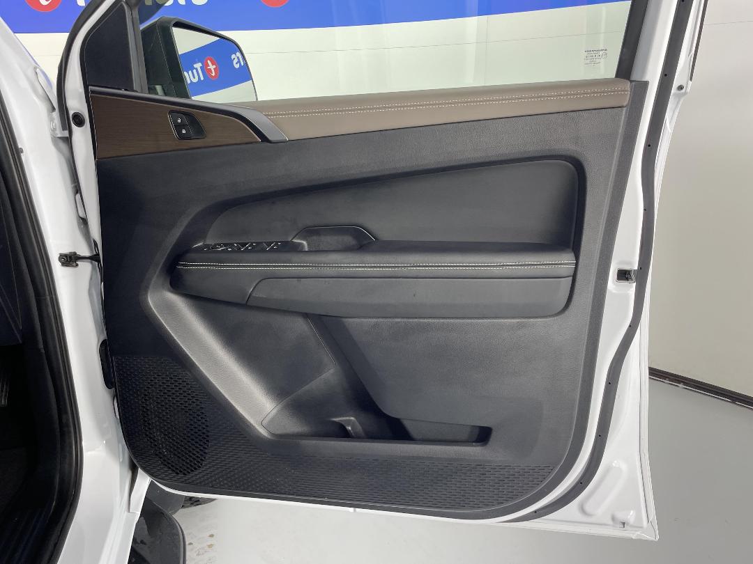 Photo '15' of Volkswagen Amarok