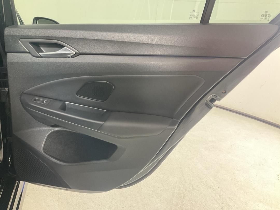 Photo '19' of Volkswagen Golf Photo '19' of Volkswagen Golf