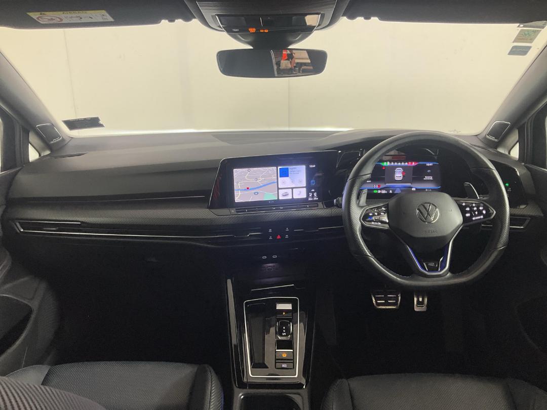 Photo '17' of Volkswagen Golf Photo '17' of Volkswagen Golf