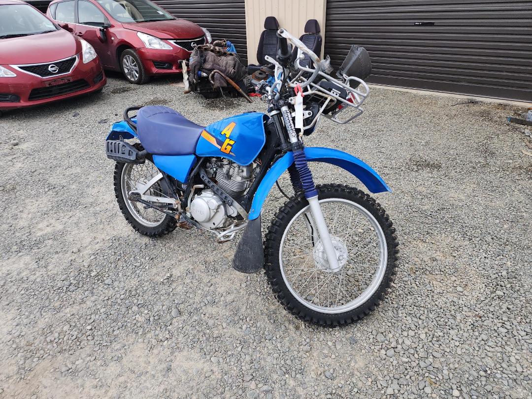 Photo '2' of Yamaha AG200