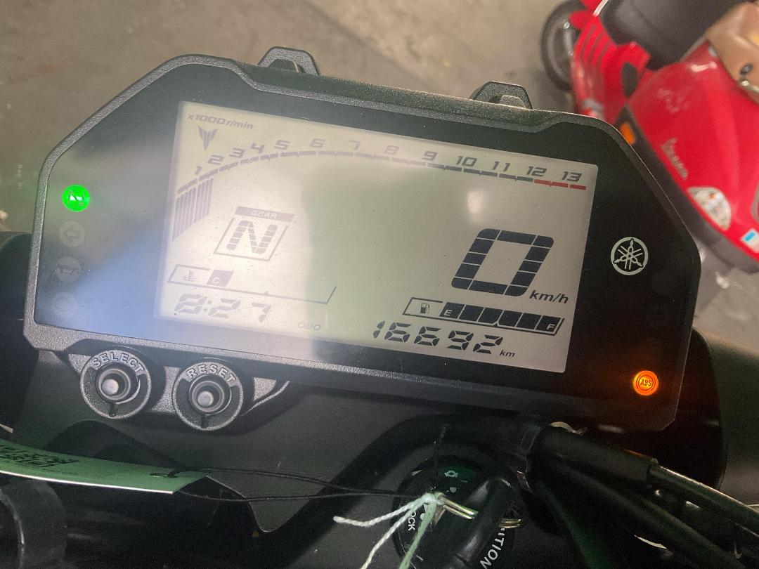 Photo '9' of Yamaha MT03LA P