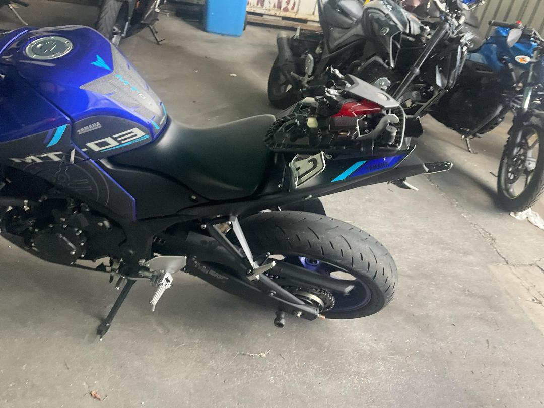 Photo '16' of Yamaha MT03LA P