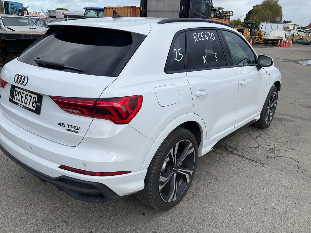 Photo '6' of Audi Q3 45 Tfsi Q S Line