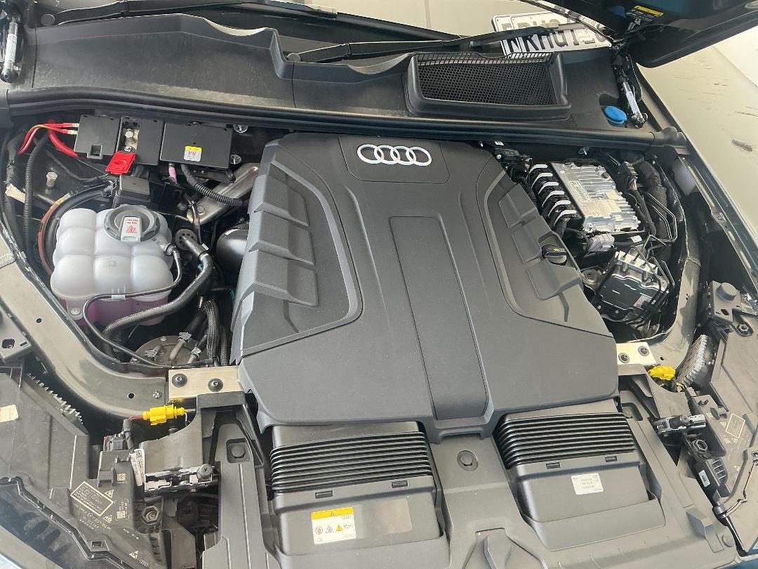 Photo '16' of Audi Q7 50 TDI S Line