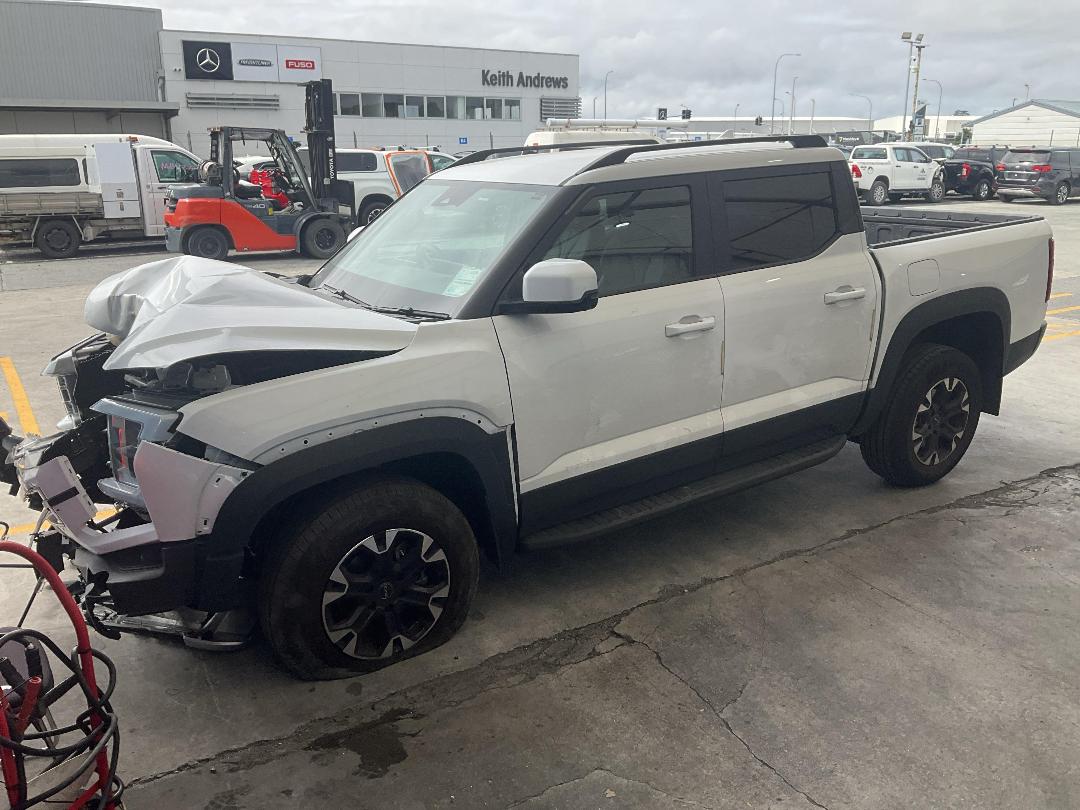 Photo '6' of BYD Shark 6 Premium Phev AWD UTE