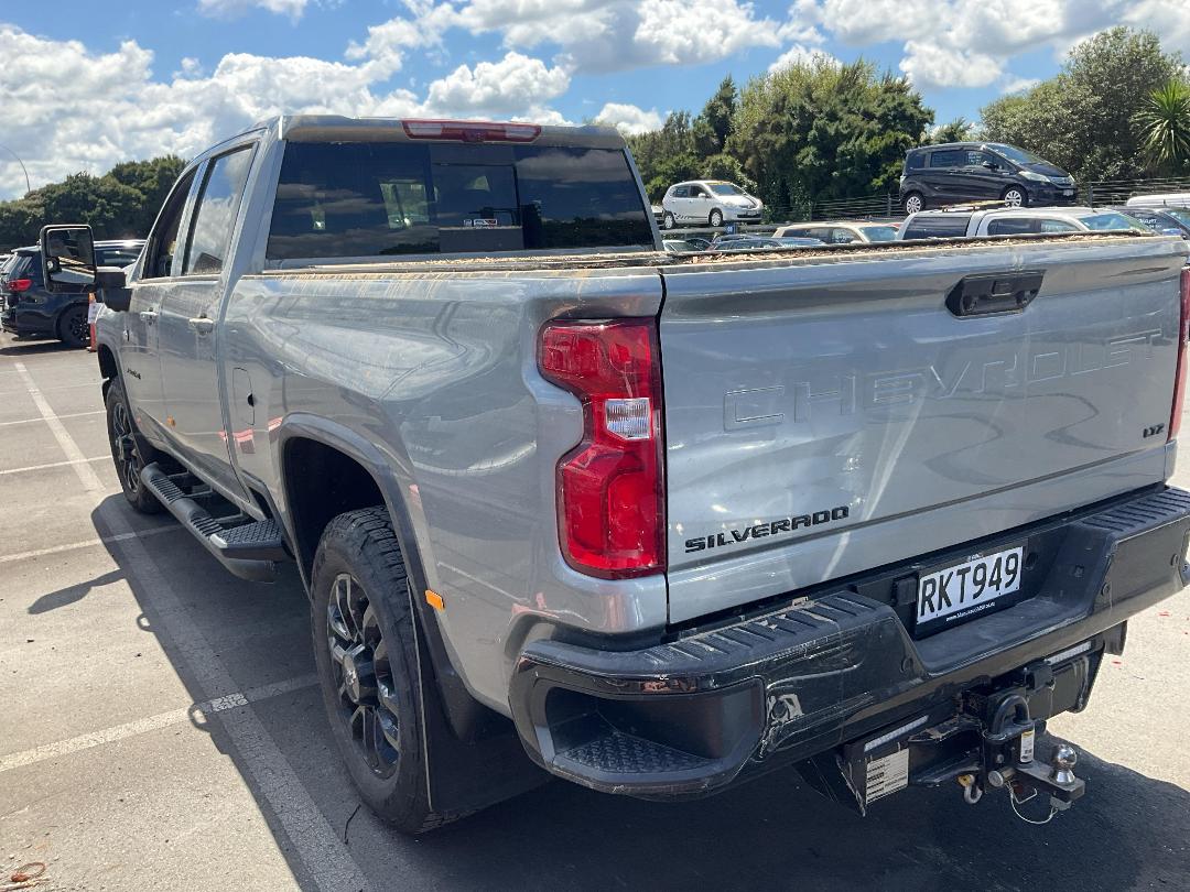 Photo '3' of Chevrolet Silverado HD LTZ Photo '3' of Chevrolet Silverado HD LTZ