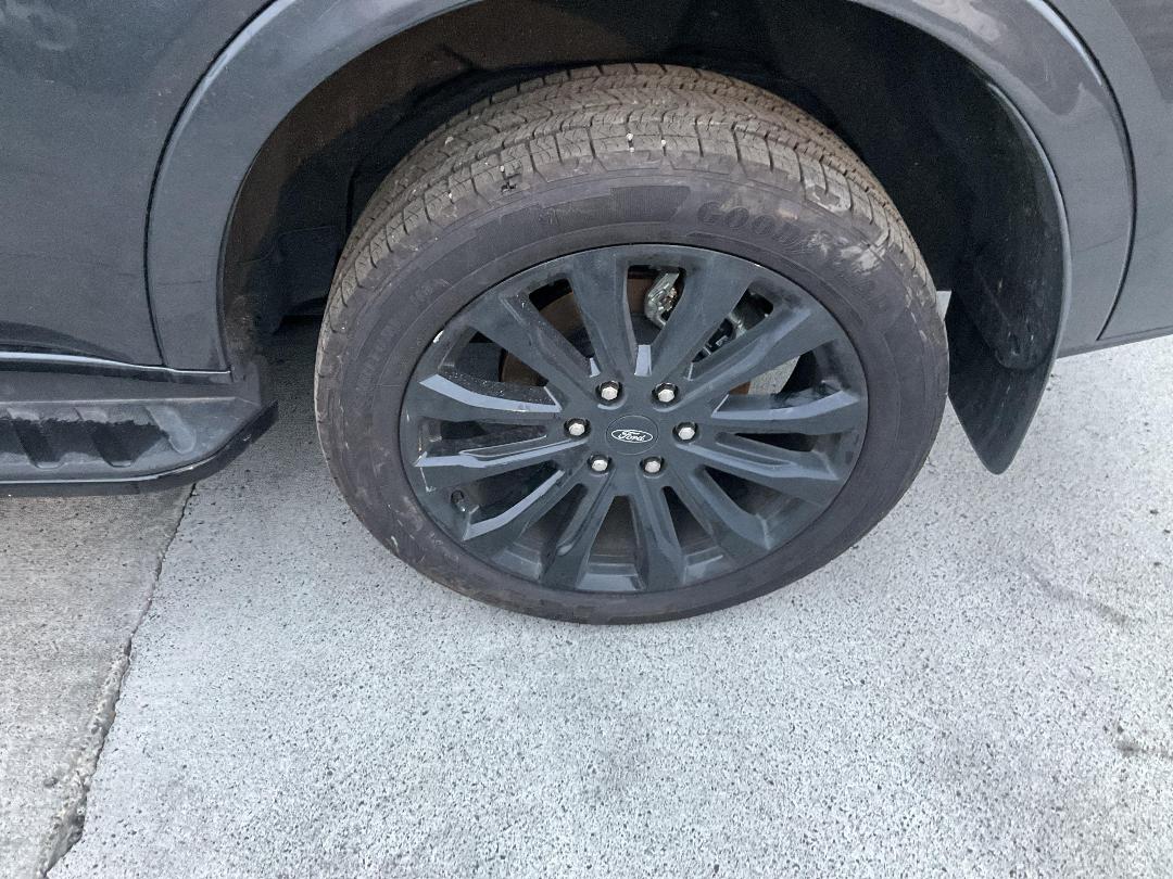 Photo '11' of Ford Everest Platinum Photo '11' of Ford Everest Platinum