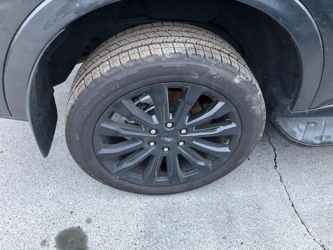 Photo '15' of Ford Everest Platinum Photo '15' of Ford Everest Platinum