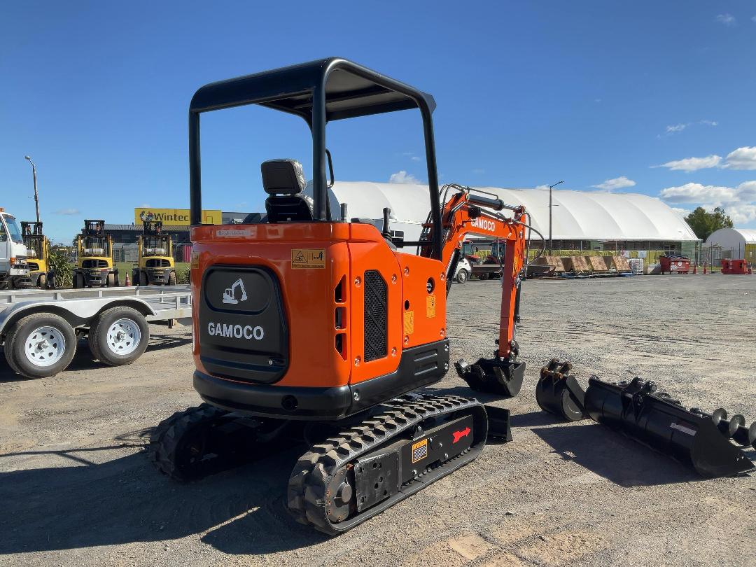 Photo '9' of Gamoco GM-T3000 Excavator Photo '9' of Gamoco GM-T3000 Excavator