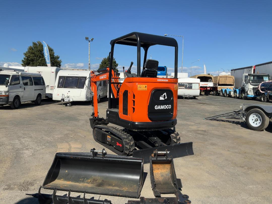 Photo '10' of Gamoco GM-T3000 Excavator Photo '10' of Gamoco GM-T3000 Excavator