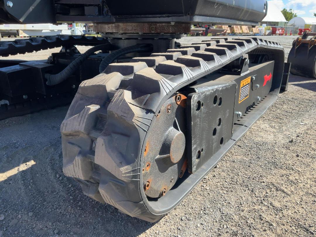 Photo '30' of Gamoco GM-T3000 Excavator Photo '30' of Gamoco GM-T3000 Excavator