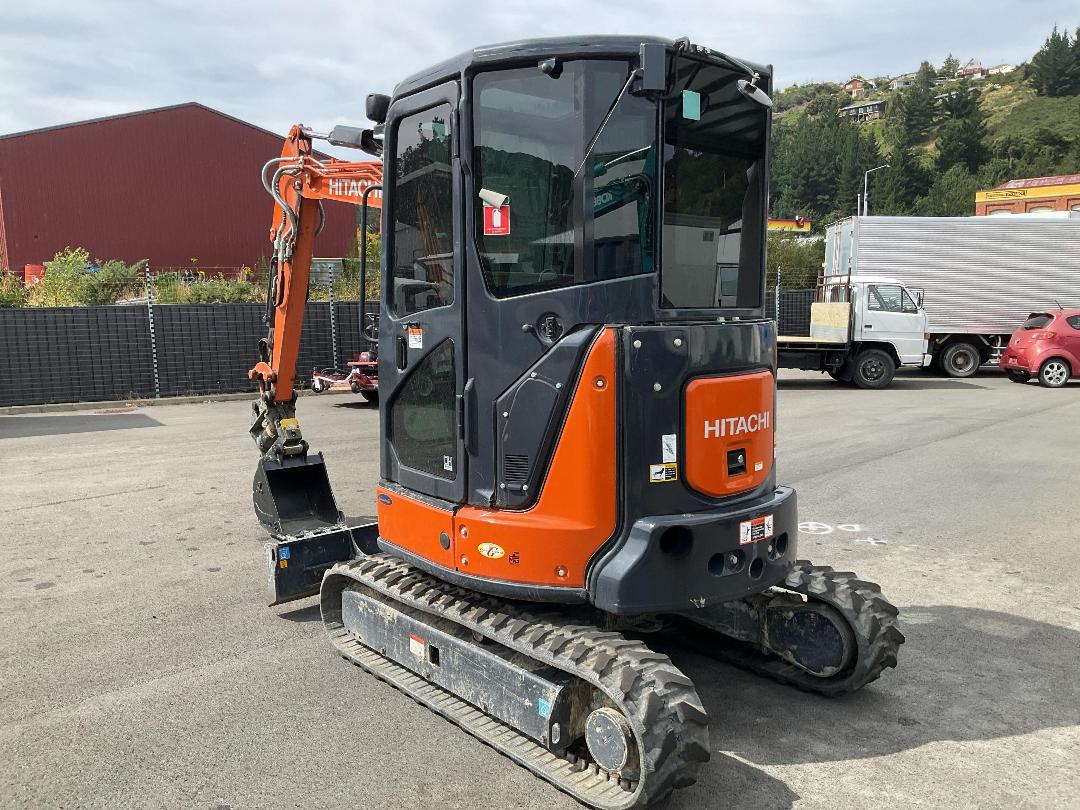 Photo '7' of Hitachi ZX33U Excavator Photo '7' of Hitachi ZX33U Excavator