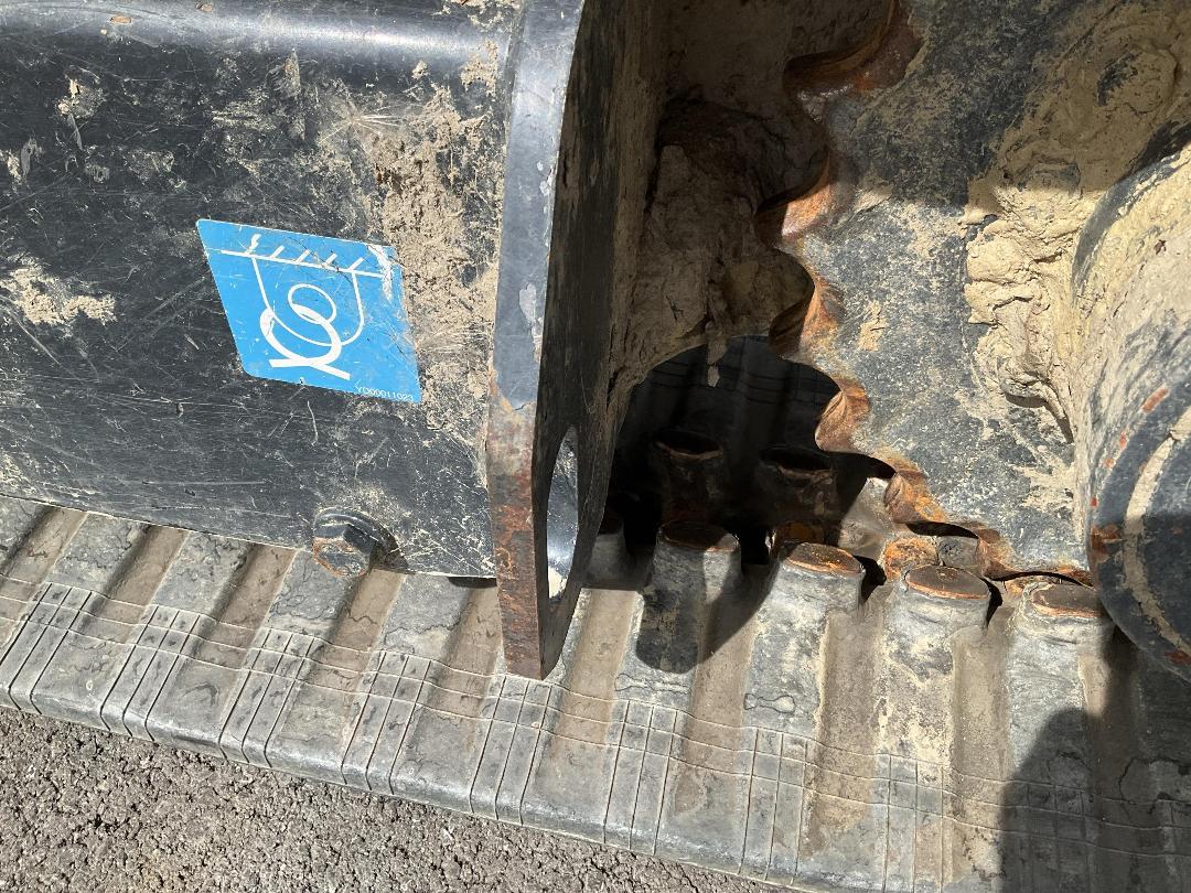 Photo '28' of Hitachi ZX33U Excavator Photo '28' of Hitachi ZX33U Excavator