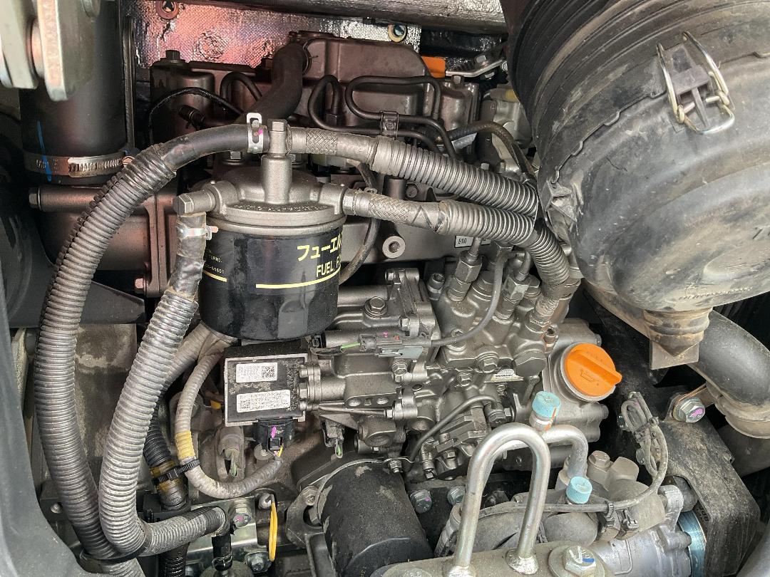 Photo '32' of Hitachi ZX33U Excavator Photo '32' of Hitachi ZX33U Excavator