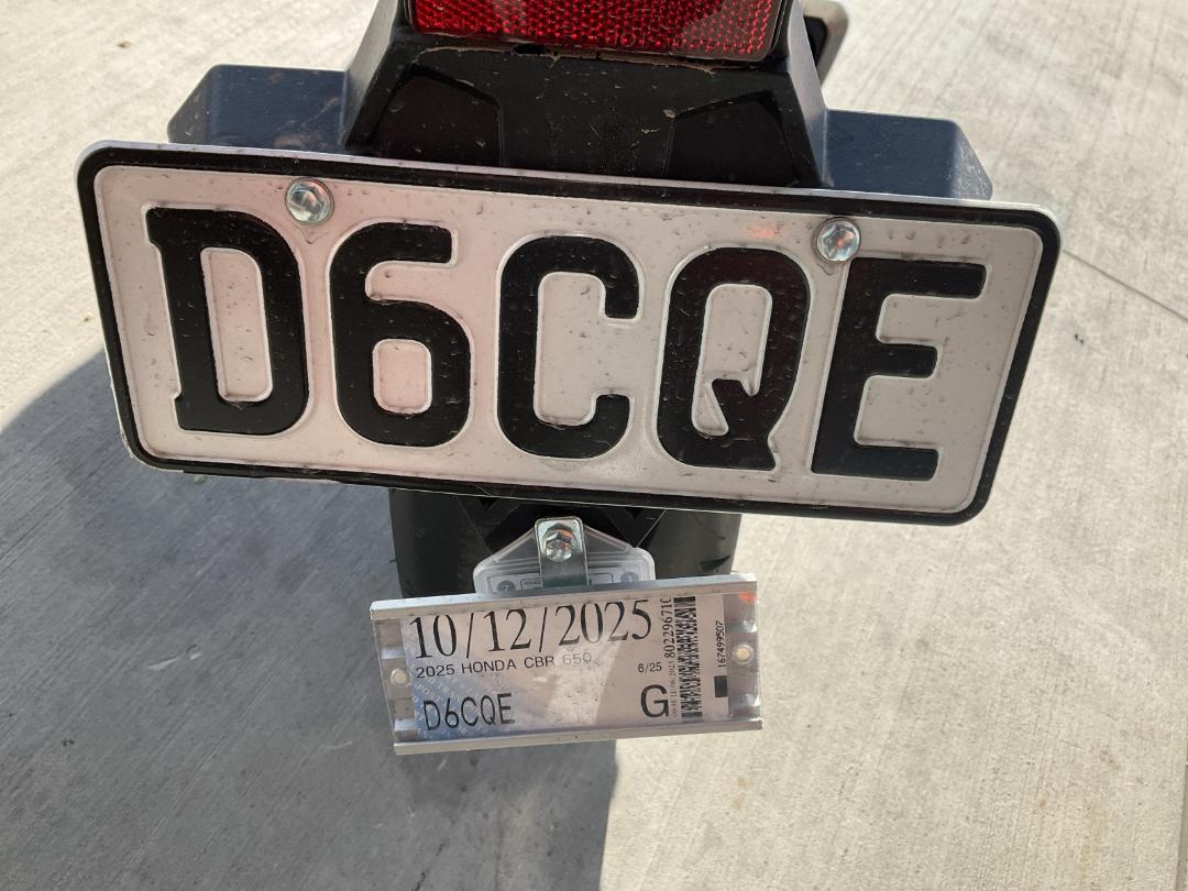 Photo '8' of Honda CBR 650