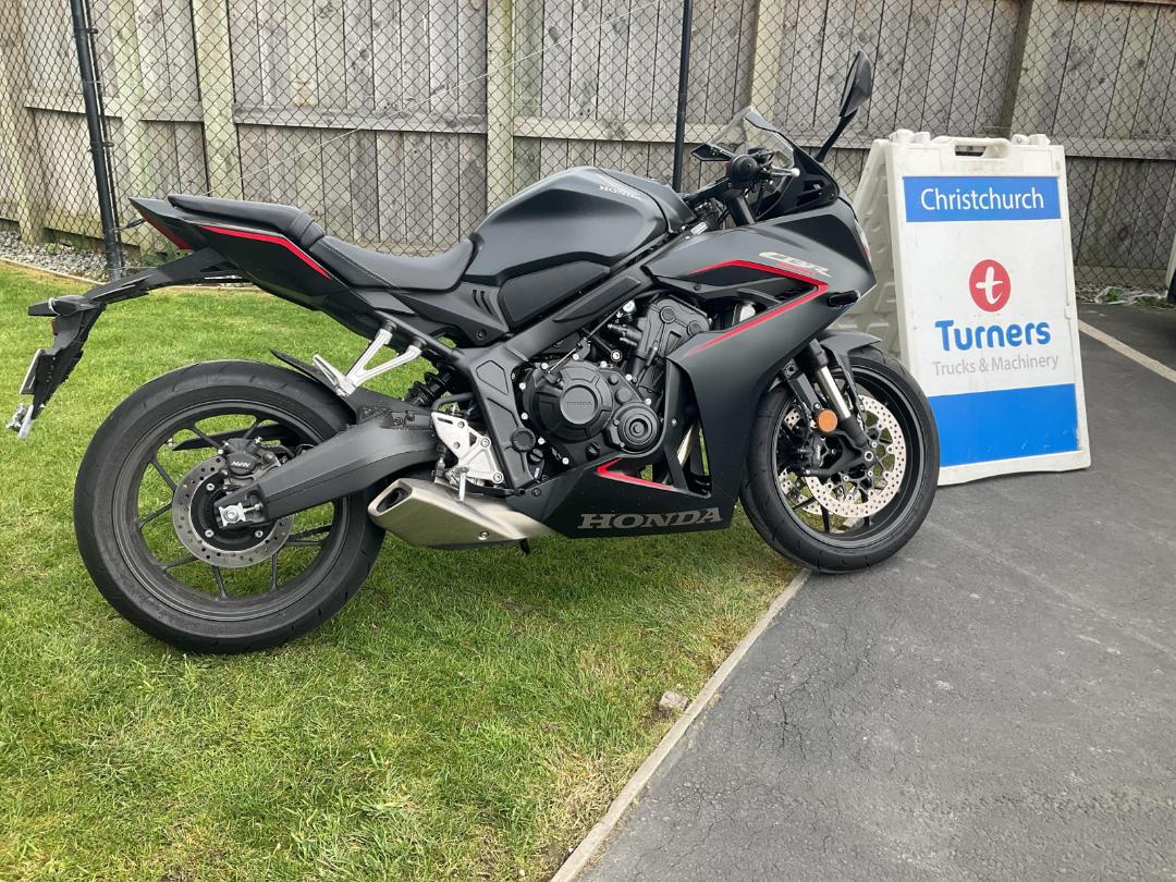 Photo '2' of Honda CBR 650