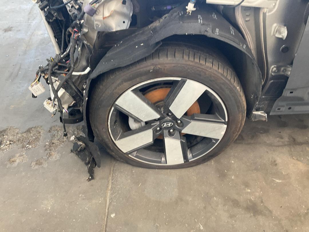 Photo '9' of Hyundai Santa FE Active 1.6T Hybrid