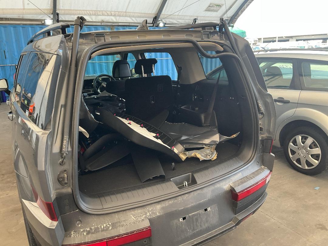 Photo '15' of Hyundai Santa FE Active 1.6T Hybrid