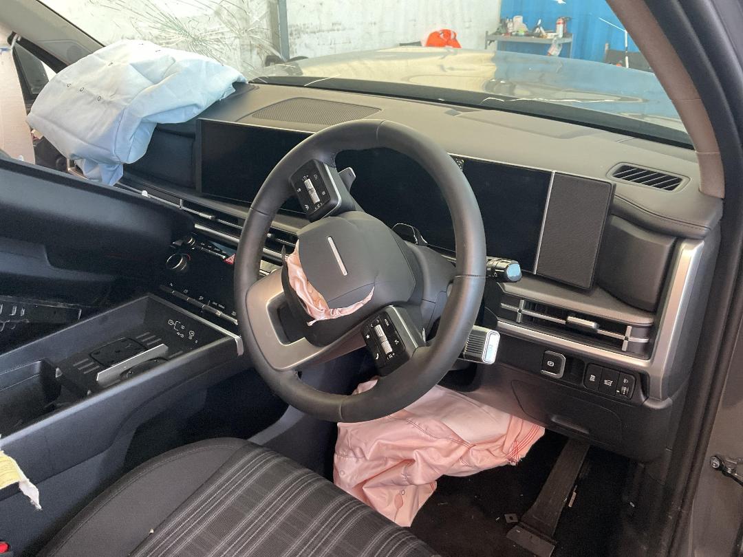 Photo '23' of Hyundai Santa FE Active 1.6T Hybrid