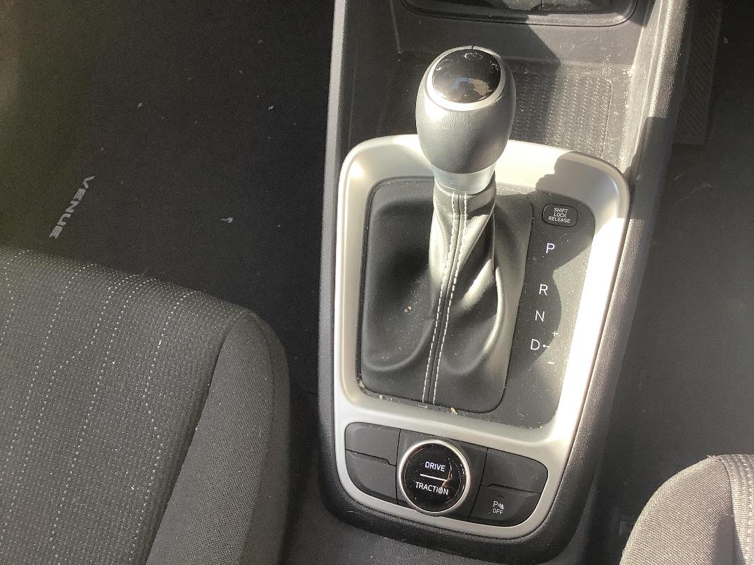 Photo '15' of Hyundai Venue Photo '15' of Hyundai Venue