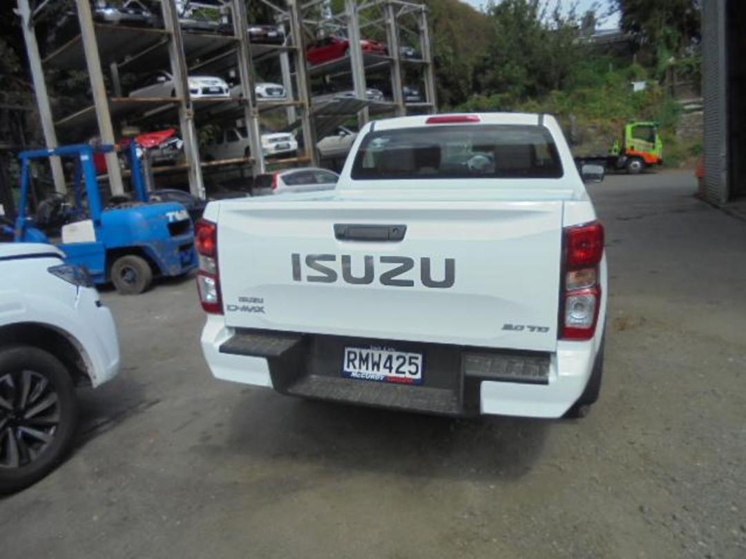 Photo '8' of Isuzu D-MAX LX Double CAB 4WD F/